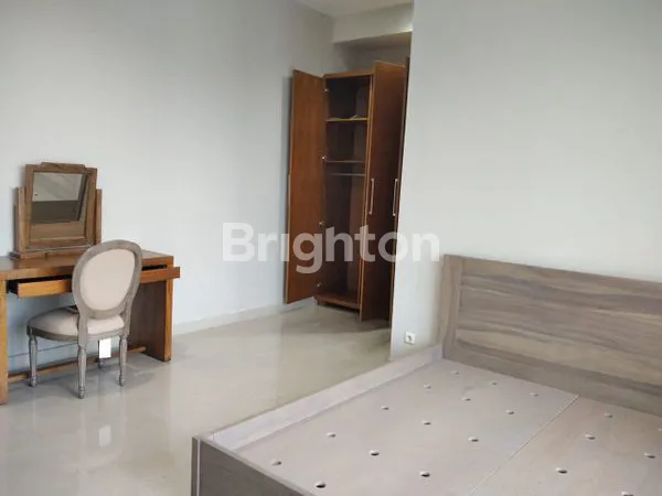 image CANDI GOLF RUMAH 2 LANTAI BAGUS FURNISH SIAP HUNI SEMARANG ATAS (4)