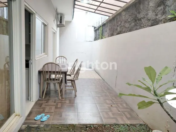 image CANDI GOLF RUMAH 2 LANTAI BAGUS FURNISH SIAP HUNI SEMARANG ATAS (7)