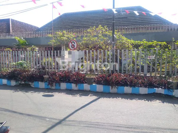 RUMAH DAN 7BR KOST AKTIF TENGAH KOTA