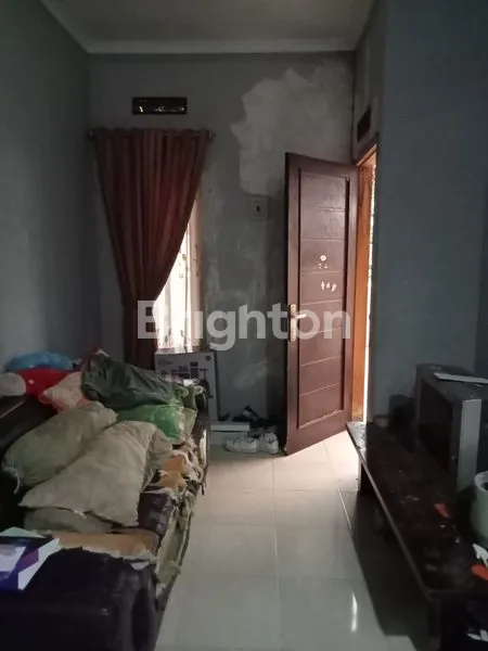 image RUMAH DALAM CLUSTER STRATEGIS DEKAT DENGAN STASIUN (4)