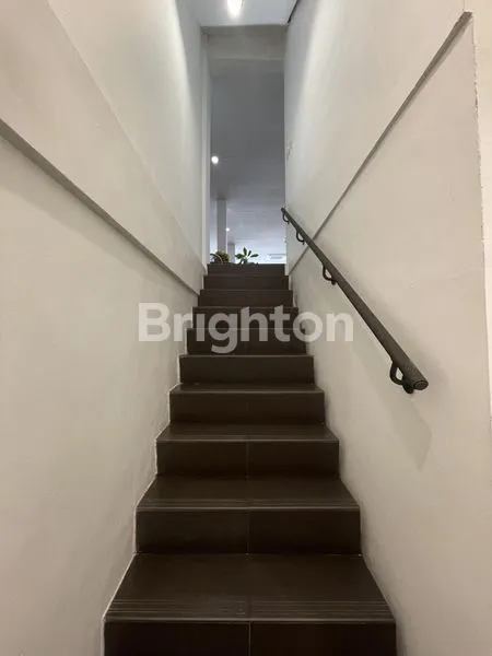 image RUKO STRATEGIS BANGUNAN BARU MODERN PANGLIMA POLIM JAKARTA SELATAN (3)