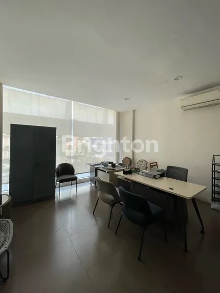 image RUKO STRATEGIS BANGUNAN BARU MODERN PANGLIMA POLIM JAKARTA SELATAN (4)