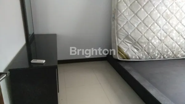 image SEWA APARTEMEN WATERPLACE 2BR – FURNISHED, VIEW KOLAM, LOKASI PREMIUM PAKUWON INDAH (5)