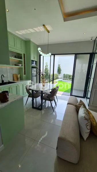 image VICENTE AT KLASIKA GRAND WISATA (2)