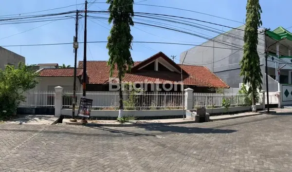 image RUMAH COCOK UNTUK USAHA ATAU KANTOR, ROW JALAN LEBAR DEKAT A. YANI (1)