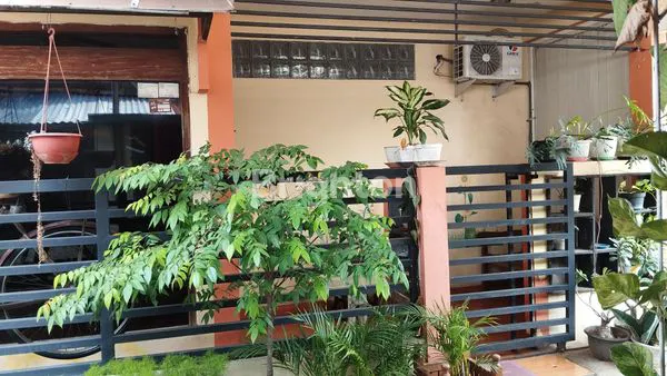 image RUMAH SIAP HUNI, GOMBEL LAMA SEMARANG, DEKAT PASAR, DEKAT GOR, DEKAT LAPANGAN GOLF (1)