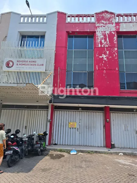 FULL RENOV RUKO CENTRAL SIDOARJO SIAP PAKAI !!