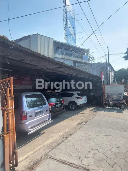 image RUMAH TUA COCOK UNTUK USAHA GROGOL JAKARTA BARAT (1)