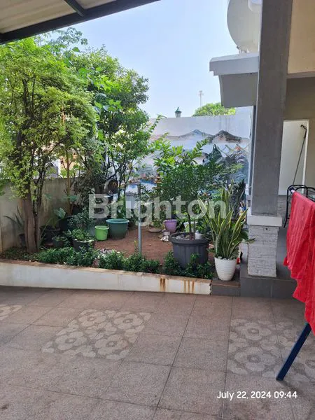 image RUMAH HOEK SIAP HUNI DI PELANGI NILA GADING JAKARTA UTARA (5)