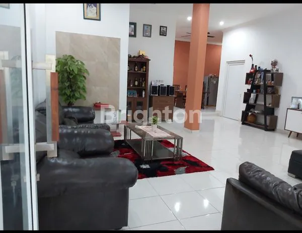 image RUMAH FULL RENOVASI DI VILLA NUSA INDAH CIBUBUR JAWA BARAT (2)