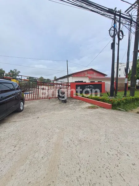 image TURUN HARGA GUDANG STRATEGIS PINGGIR JALAN UTAMA MULAWARMAN (1)