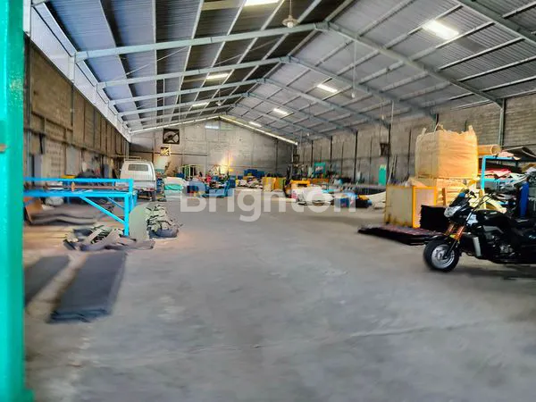 image DISEWAKAN GUDANG TERAWAT & SIAP PAKAI TROPODO SIDOARJO (1)