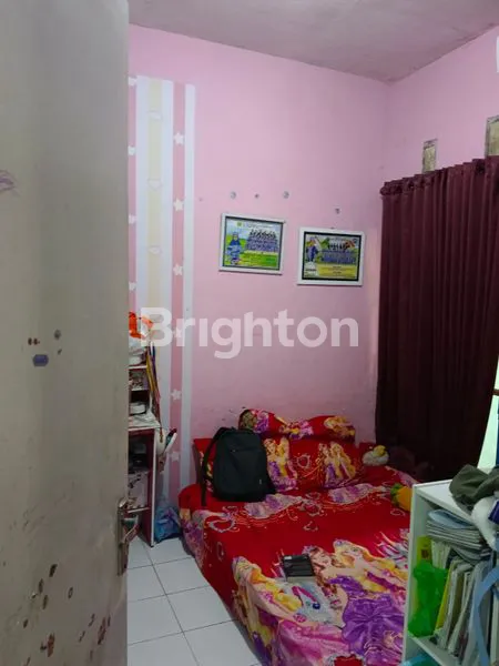image RUMAH SIAP HUNI. POSISI HOOK. MINIMAL RENOV. SURYA ASRI 2. DEKAT GEDANGAN SIDOARJO (3)