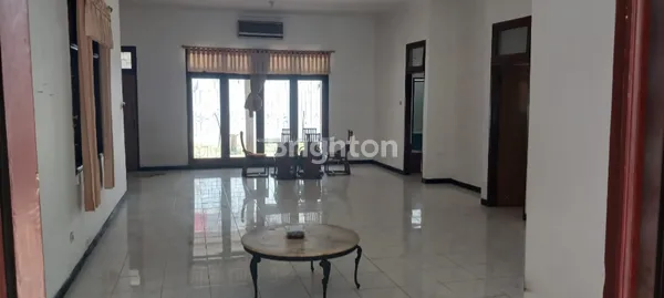 image RUNGKUT MAPAN DEPAN TIDAK ADA TETANGGA NYA SIAP HUNI DEKAT MERR (3)