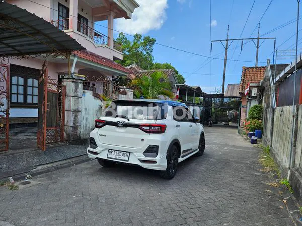 image DIJUAL RUMAH 2 LANTAI DI PALMA INDAH JIMBARAN, LT 200 M²  LB 300M² - 5 KT 2 KM  SERTIFIKAT SHM, AIR PDAM, LISTRIK 2200 (5)