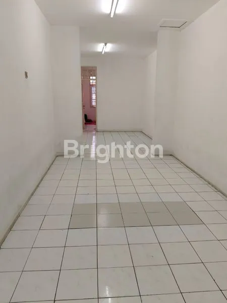 image RUMAH DI KRAMAT JAYA BARU, JAKARTA PUSAT (2)