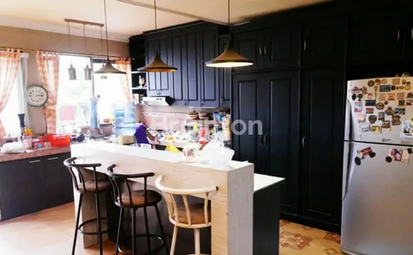 image RUMAH 2,5 LANTAI SEMI FURNISHED RUNGKUT ASRI, SURABAYA TIMUR (4)