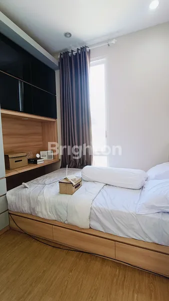 image RUMAH MEWAH DAN SANGAT STRATEGIS DI TENGAH KOTA MALANG (5)