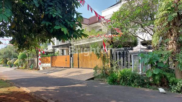 image DIJUAL RUMAH MEWAH (1)