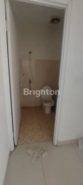 image DISEWAKAN, RUMAH BERSIH TERAWAT KAWASAN CIPUTRA (6)