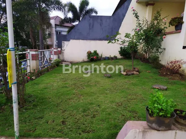 image RUMAH MEWAH DI ARAYA KOTA MALANG HARGA NEGO (4)