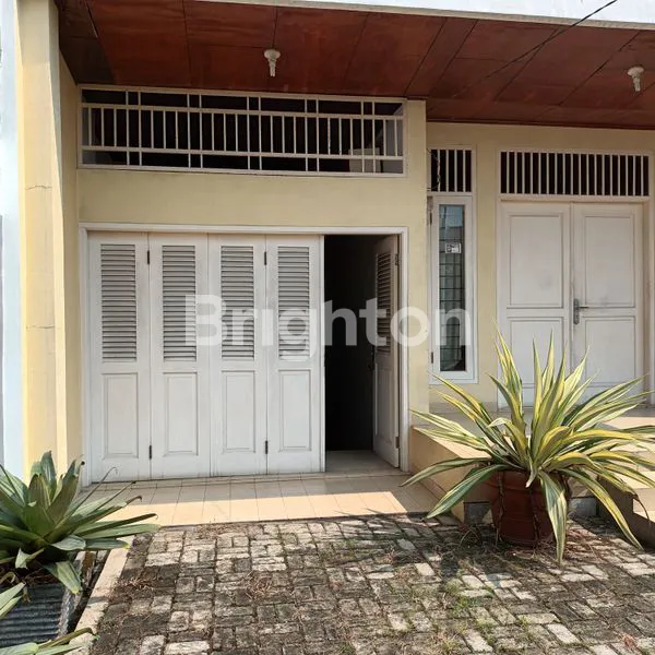 image RUMAH CUANTIK BESAR SIAP HUNI (4)