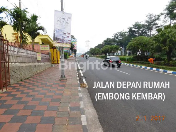 image RUMAH DIPINGGIR JALAN BESAR KOTA BATU (3)