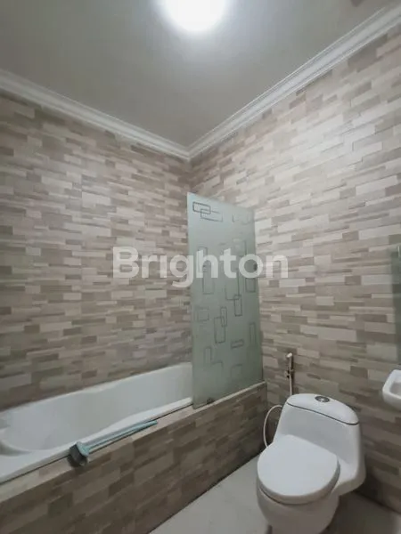 image RUMAH BARU RENOV SEMI FURNISH DI SAWOJAJAR  (3)