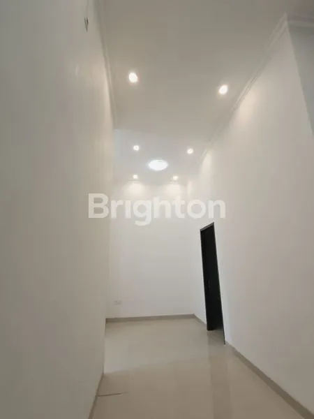 image RUMAH BARU RENOV SEMI FURNISH DI SAWOJAJAR  (5)