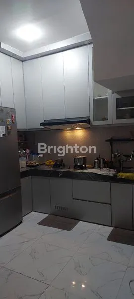 image RUMAH CANTIK 2 LANTAI DI LAVON 1 CLUSTER GRANDURA CIKUPA TANGERANG (3)