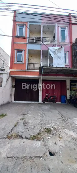 RUKO 4 LANTAI AKSES JALAN RAYA