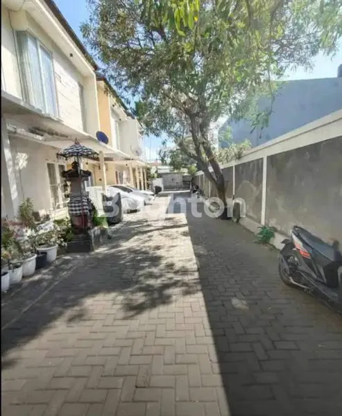 image RUMAH 2 LANTAI MINIMALIS LOKASI STRATEGIS DI DENPASAR SELATAN (2)