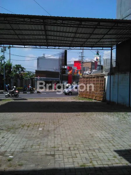 image GUDANG DI GRESIK, JAWA TIMUR (3)