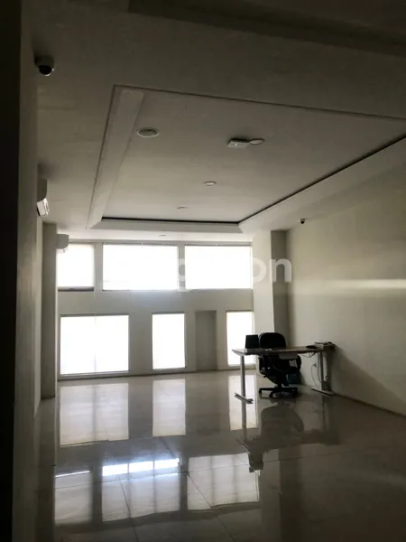 image RUKO SIAP HUNI RAYA DUKUH KUPANG NOL JALAN RAYA SURABAYA BARAT SANGAT STRATEGIS (4)