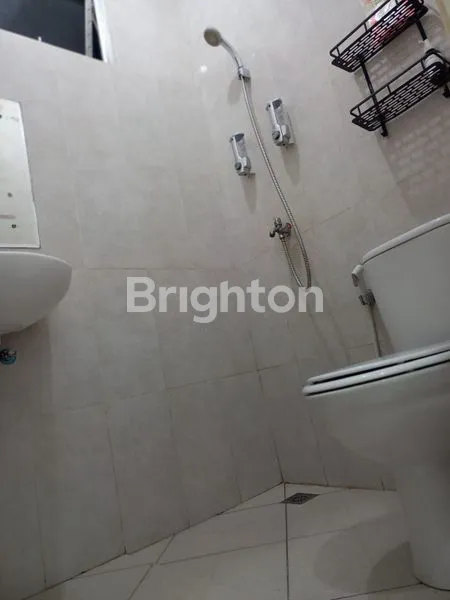 image RUMAH MINIMALIS DUA LANTAI FURNISH DI PERUMAHAN GRAND CITY  (5)