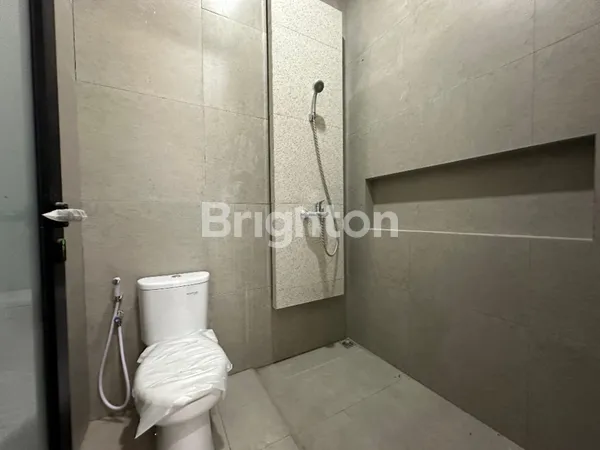 image RUMAH MINIMALIS BARU SELANGKAH DARI CLUBHOUSE WISATA BUKIT MAS DEKAT CITRALAND DAN GRAHA (7)