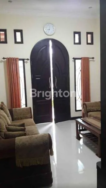 image DIJUAL RUMAH CANTIK 2 LANTAI TERMURAH DI BALIKPAPAN REGENCY  (6)