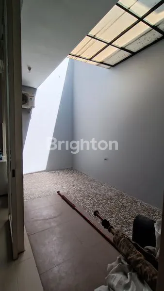 image RUMAH MEWAH SIAP HUNI DI GRAND ISLAND PAKUWON CITY MINIMALIS DEKAT CLUB HOUSE ROW 3 MOBIL BISA KPR (6)