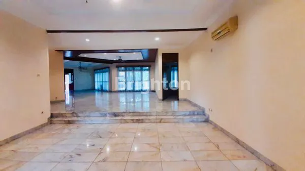 image FOR SALE! RUMAH MEWAH KAWASAN ELIT KEMANG, JAKARTA SELATAN. DEKAT LIPPO MALL KEMANG (6)