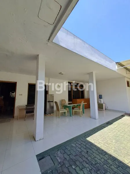 image TURUN 2M!!! DI PUSAT KOTA SURABAYA JALAN THAMRIN 2 KAVLING TANAH BONUS RUMAH KOST,  COCOK UNTUK RESTO, KANTOR, SALON, KLINIK KECANTIKAN, KOST²AN DLL SELANGKAH KE RAYA DARMO TUNJUNGAN PLAZA (7)