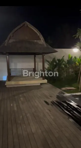 image VILLA EXCLUSIF PETITENGET SIMINYAK LAND SIZE 685M2 SHM LUAS BANGUNAN 300 M2 (3)