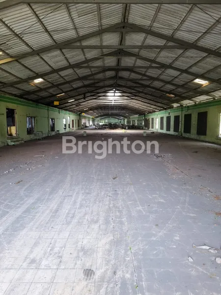 BANGUNAN EX PABRIK RAMBUT,RAYA SEDATI- SIDOARJO