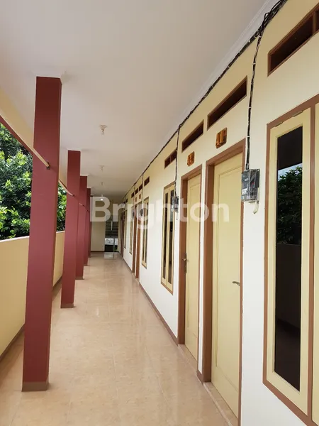 image RUMAH KONTRAKAN DIBAWAH NJOP CIJANTUNG PASAR REBO JAKARTA TIMUR DEKAT MALL GOR CIRACAS KALISARI HARUS TERJUAL TAHUN INI (3)