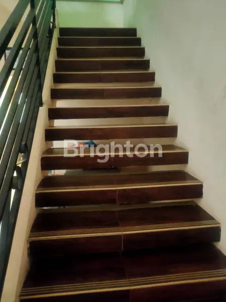 image RUMAH MINIMALIS 2 LANTAI DI GRAHA KEBONSARI ELVEKA  (5)