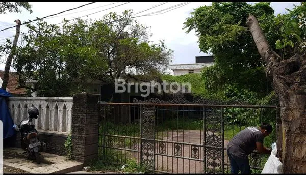 RAYA MEDURAN MANYAR GRESIK