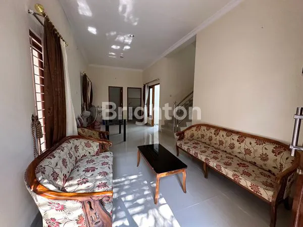 image RUMAH SIAP HUNI FURNISHED STRATEGIS DEKAT PAKUWON MALL SOLOBARU (3)