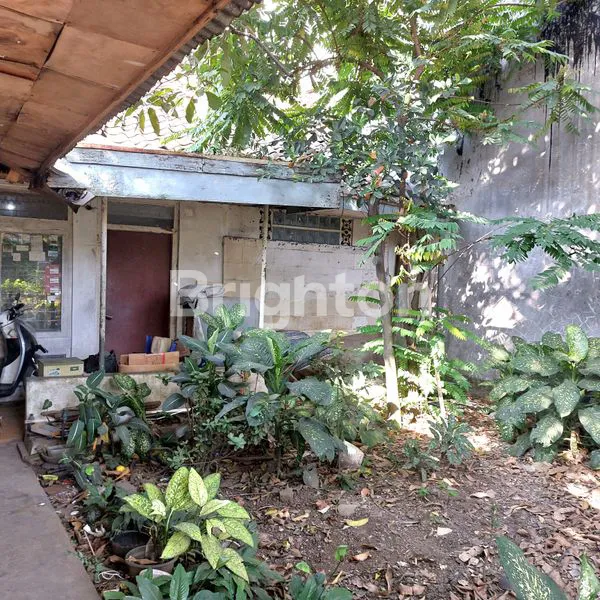 RUMAH HITUNG TANAH DI TENGAH KOTA BANDUNG JL. SASAK GANTUNG