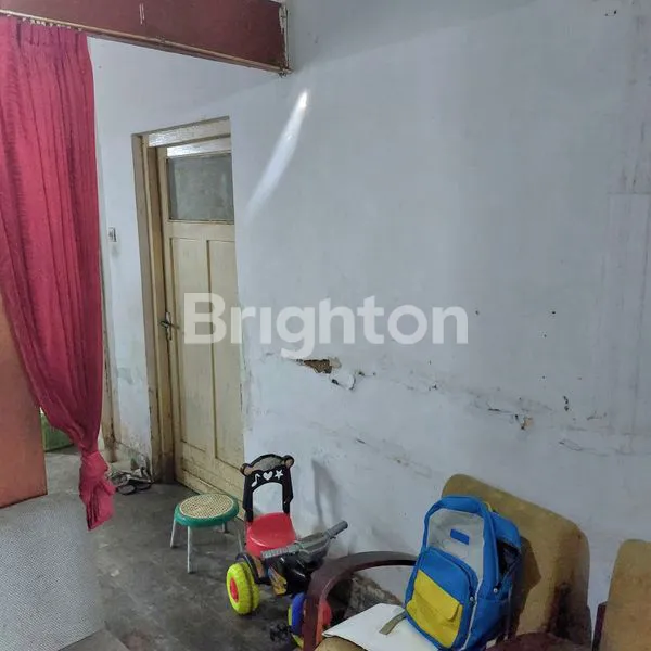 image RUMAH HITUNG TANAH DI TENGAH KOTA BANDUNG JL. SASAK GANTUNG (4)