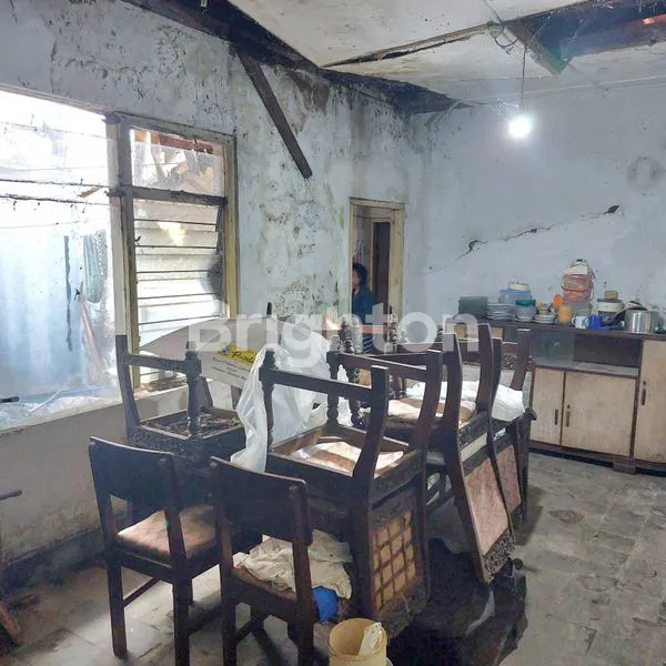 image RUMAH HITUNG TANAH DI TENGAH KOTA BANDUNG JL. SASAK GANTUNG (5)