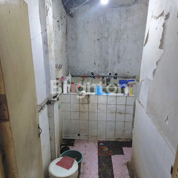 image RUMAH HITUNG TANAH DI TENGAH KOTA BANDUNG JL. SASAK GANTUNG (8)